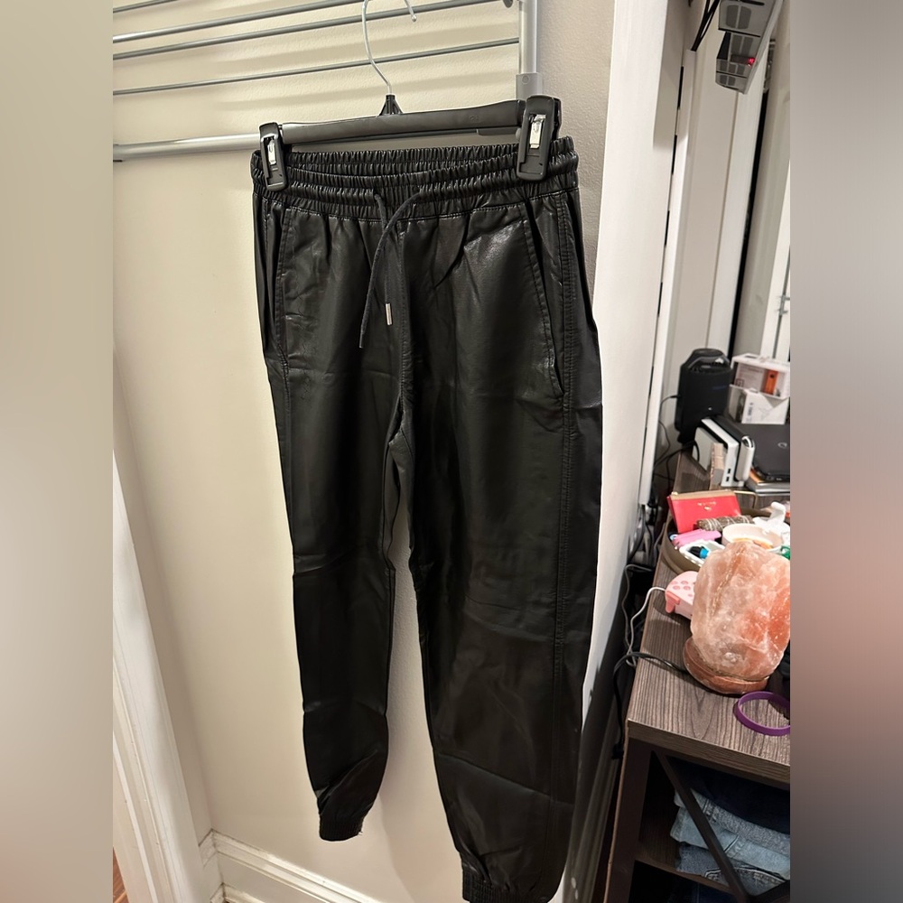 Zara Black Women's Jogger Pants